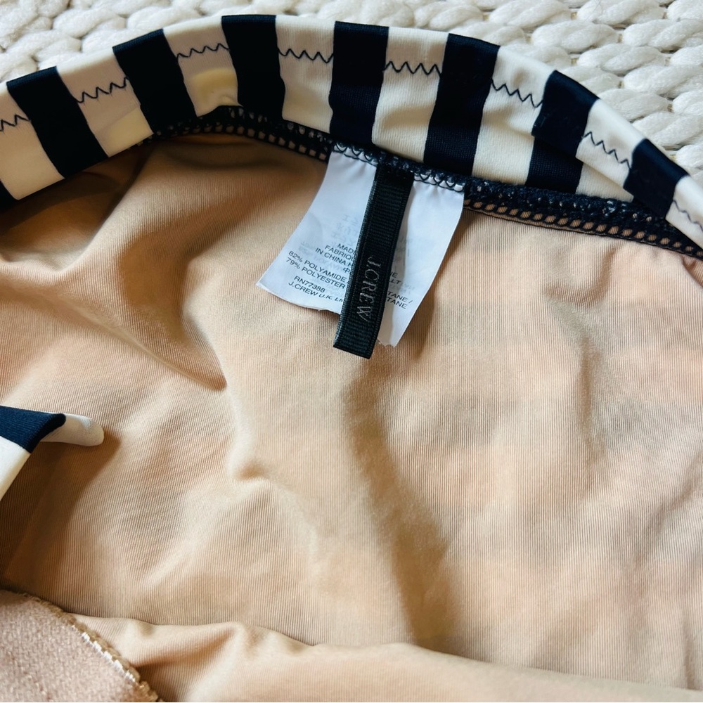 J CREW Classic 1 Tie Strap Navy Striped One Piece Swimsuit Womens 10 Like New - Picture 4 of 10